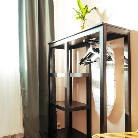 Beautiful - Location - Amazing Balcony