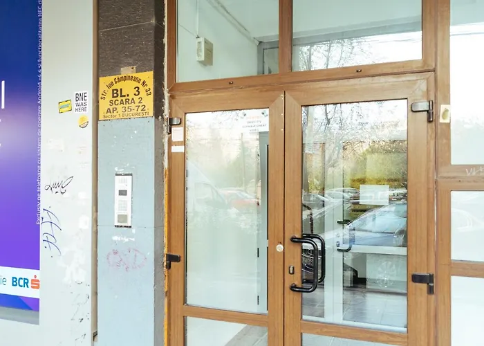 Beautiful - Location - Amazing Balcony